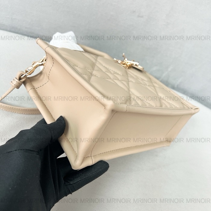 4fbde67136b2a9a5b209335b20c72344_1713684677_4582.JPG 4fbde67136b2a9a5b209335b20c72344_1713684677_4582.JPG