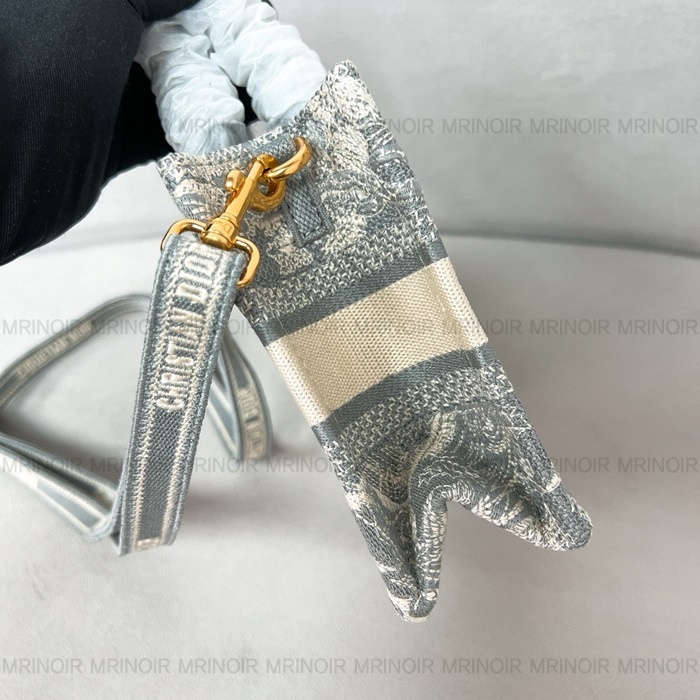 4fbde67136b2a9a5b209335b20c72344_1713684137_8898.JPG 4fbde67136b2a9a5b209335b20c72344_1713684137_8898.JPG