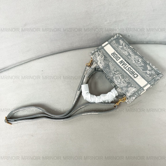 4fbde67136b2a9a5b209335b20c72344_1713684140_4609.JPG 4fbde67136b2a9a5b209335b20c72344_1713684140_4609.JPG