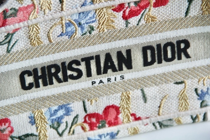 26d69ca2c0e03d67c5282dd6ab97e285_1706625553_2975.JPG 26d69ca2c0e03d67c5282dd6ab97e285_1706625553_2975.JPG