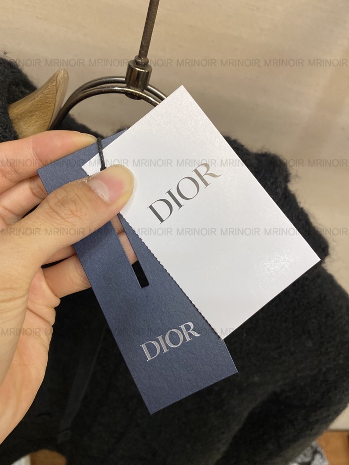 9809c4d379d49d87676860aa3cd46229_1764842335_9544.JPG 9809c4d379d49d87676860aa3cd46229_1764842335_9544.JPG
